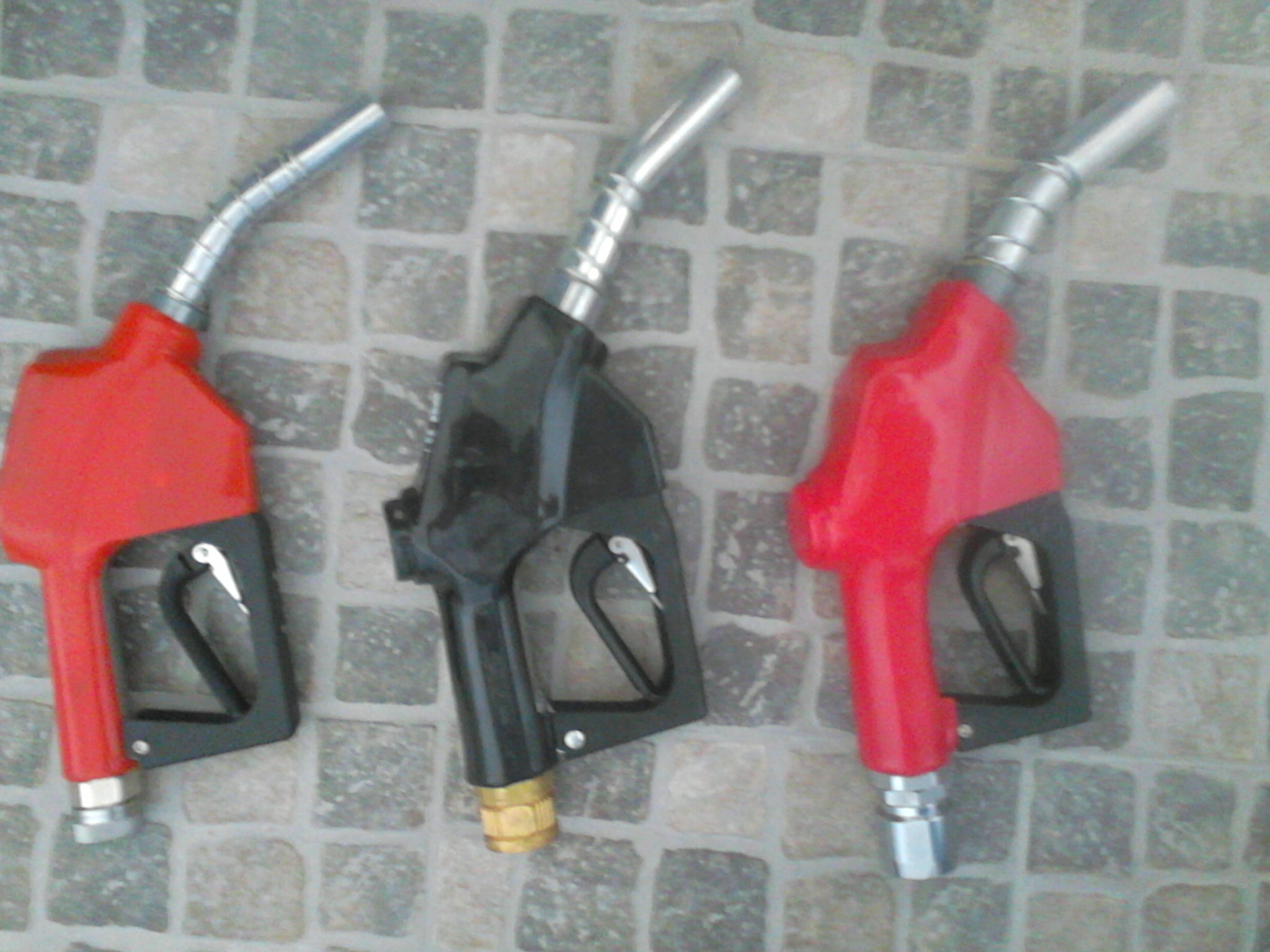 Pistoale mecanice si automate benzina, motorina, ulei adblue